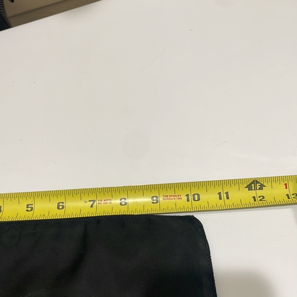 Prada Black Nylon Crossbody Zippered Bag—Adjustable Strap—BEAUTIFUL! Very Nice! - Picture 10 of 12